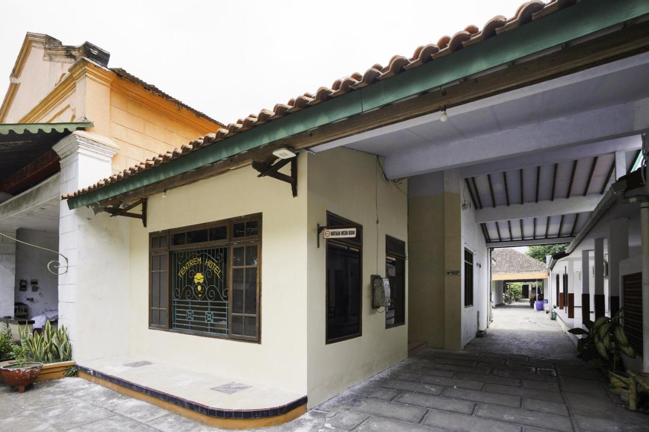 Hotel Tentrem Syariah Probolinggo Eksteriør billede